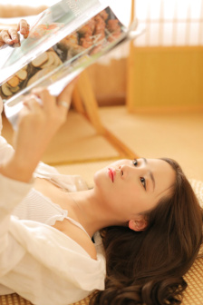 与凤行免费
